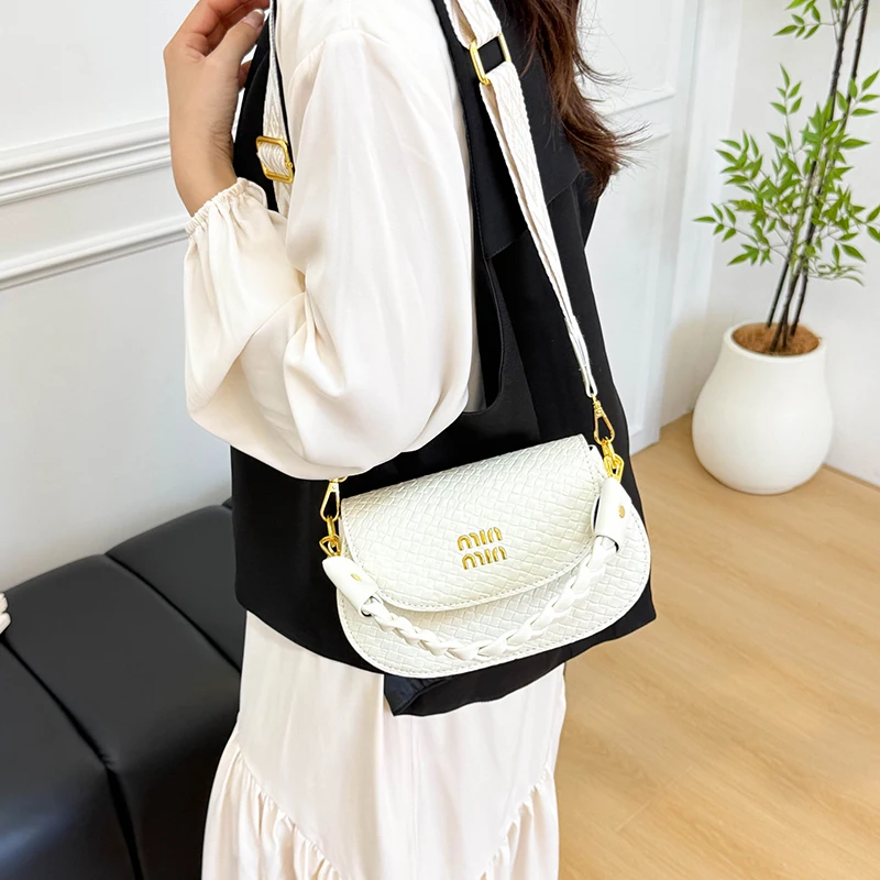 Luxury Women High End Leather  - Luxury Lifestyle Handbags のレビューと価格