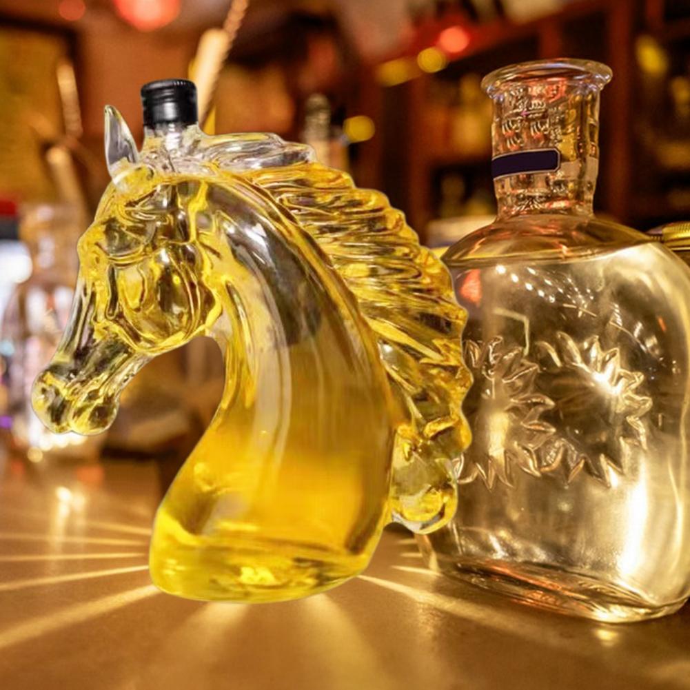 Whiskey Bottle Engraved Horse  - Glass Decanter Whiskey のレビューと価格