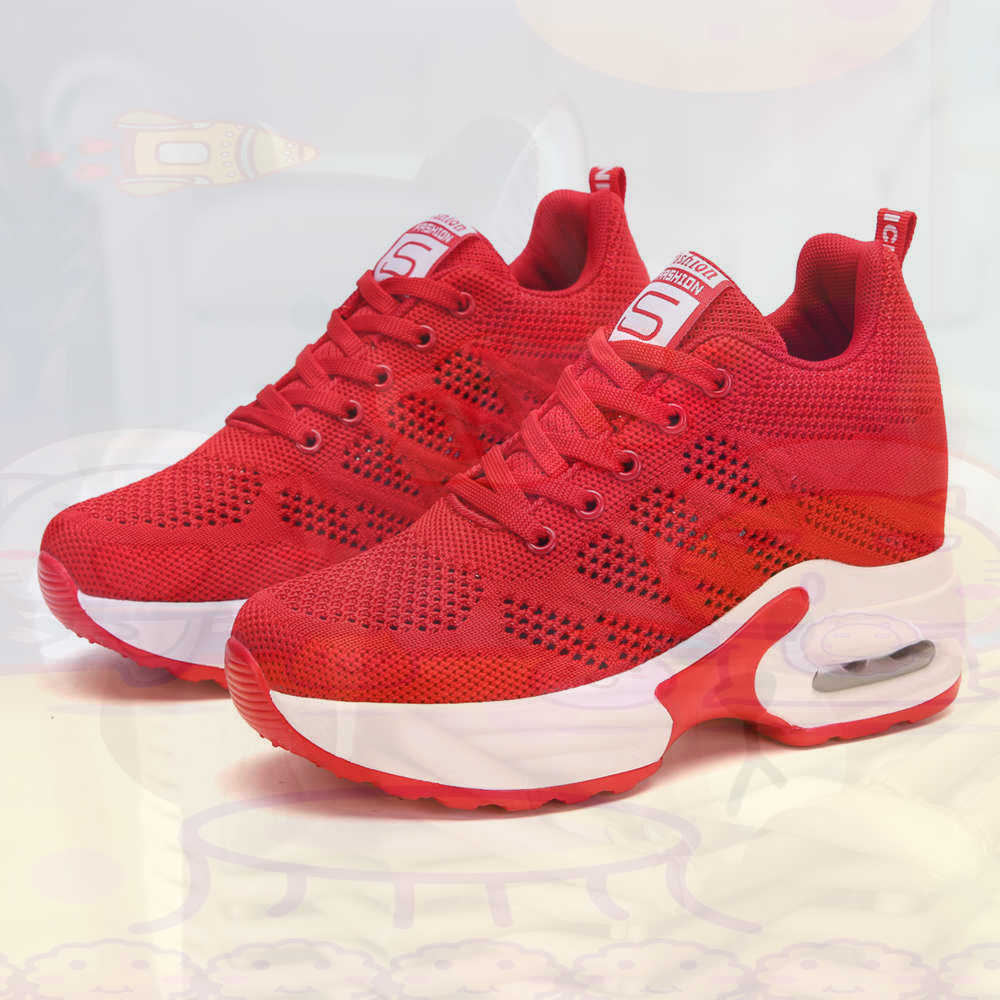 Red Size 36 Shoes Woman Tennis - Luxury Lifestyle Of Celebrities のレビューと価格