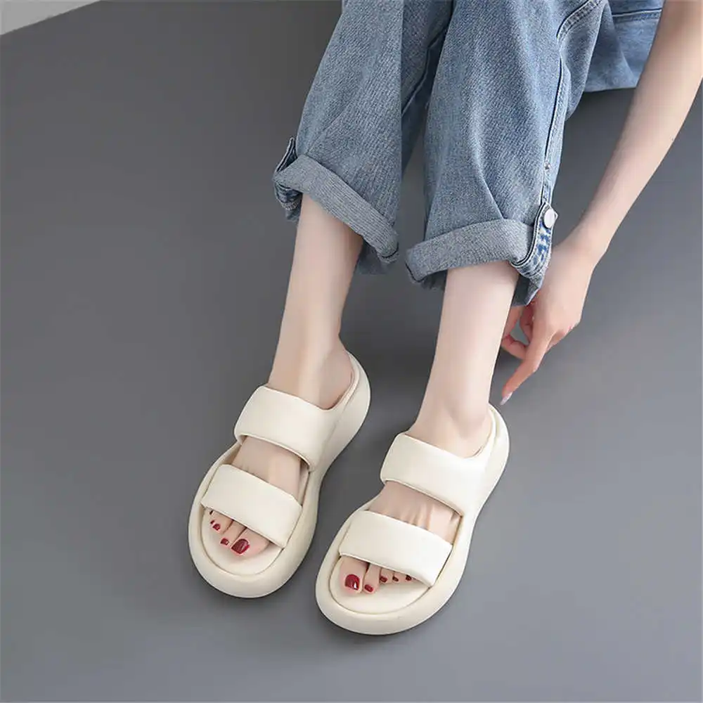 Size 39 Strips Summer Shoes Sa - Luxury Lifestyle House のレビューと価格