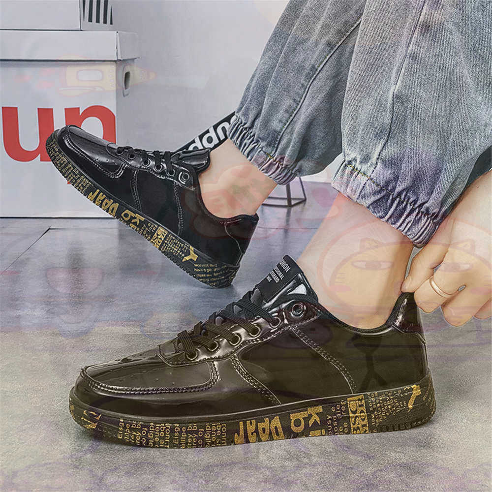 Round Foot Size 45 Sneakers Wh - Luxury Lifestyle Of Celebrities のレビューと価格