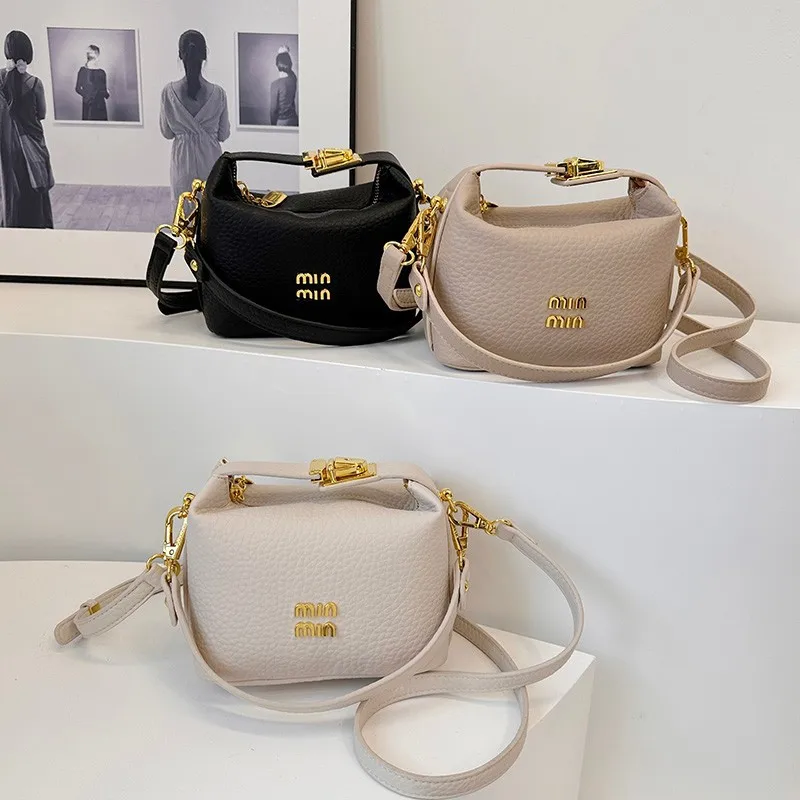 Elegant Women Luxury Leather F - Luxury Lifestyle Handbags のレビューと価格